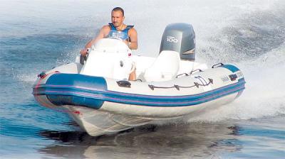 Лодка РИБ Ямаран B 410 R