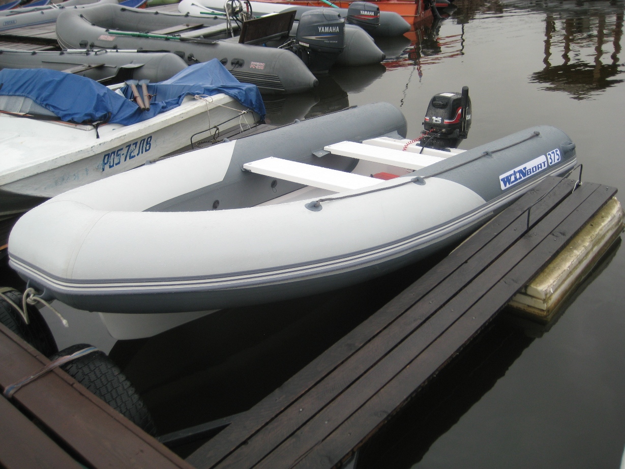 WinBoat 375 GT WinBoat 375 GT